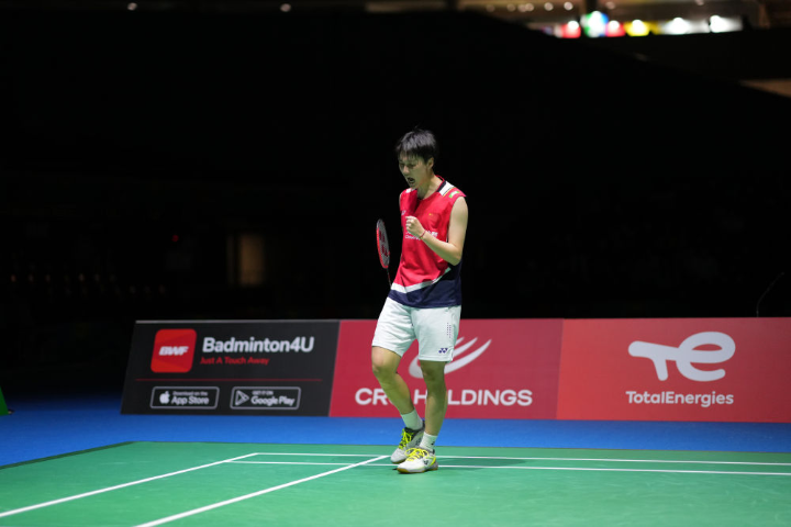 现出差距 现出差距