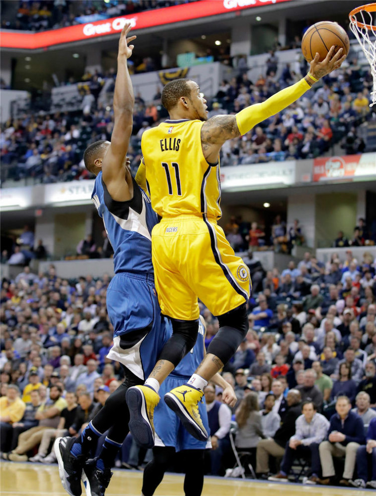 低位配合撕 低位配合撕